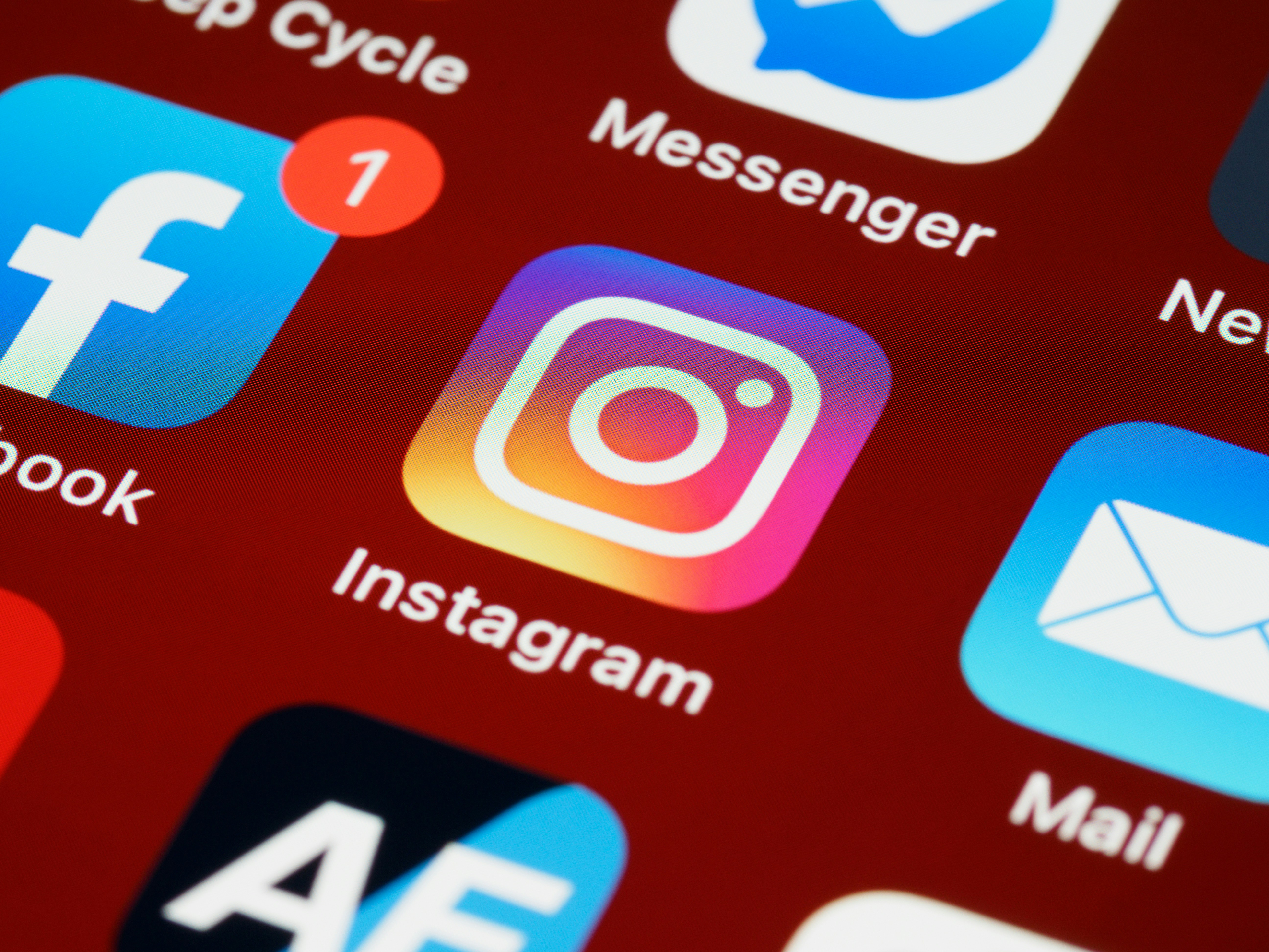 Tabu oder überfällig? Was das geplante Social-Media-Verbot für Kinder und Jugendliche wirklich bedeutet
